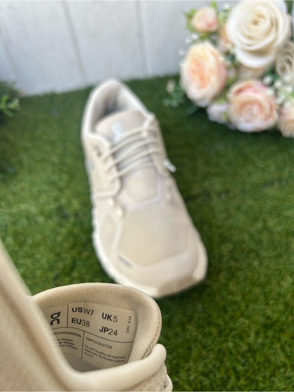 Cloud 6 Shoes - Women
Color: Pearl/White size 7  gently used - Picture 15 of 16